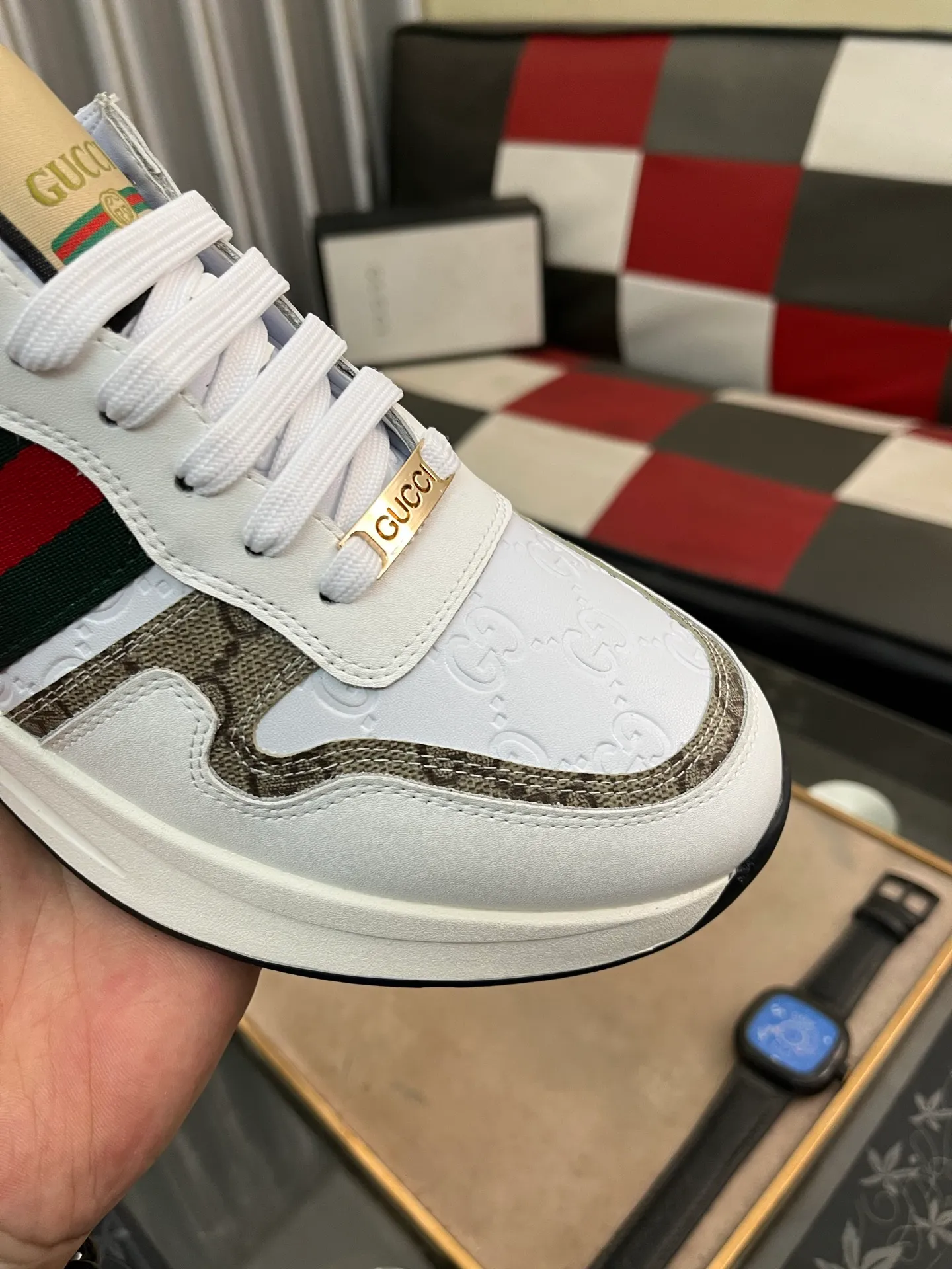Men's shoes💰420⌚️⌚️[GUCCI] Gucci men's casual shoes are absolutely popular🔥The ultimate matching item for trendy men! The charm of super texture is irresistible, the main recommendation, the flower leather color is bright! The upper is made of high-quality cowhide with branded fabrics, pigskin lining for the feet, and wear-resistant rubber sole, which is noble and elegant! Extremely comfortable🎁🎁You can be as handsome as you want💪 38-442️⃣colors available